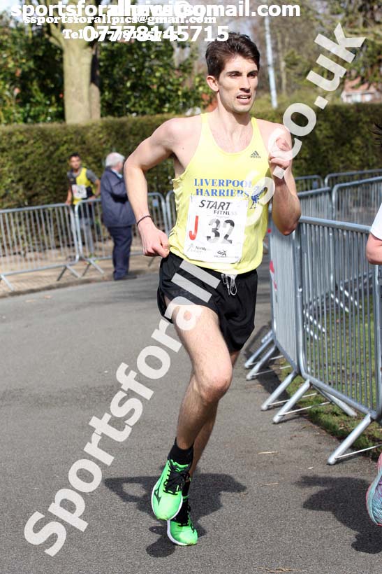 Senior mens Northern 12 Stage Road Relay Champs., Birkenhead Park. Photo: David T. Hewitson/Sports for All Pics
